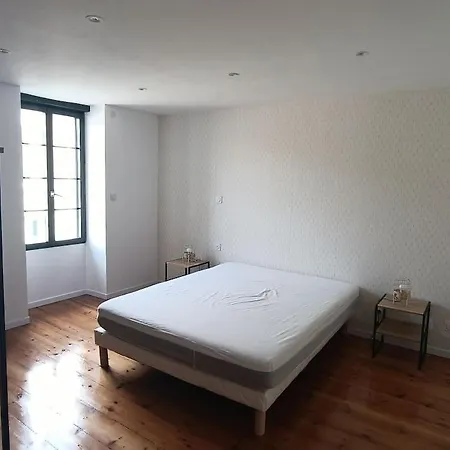 La Chamat 16 Personnes לה טרמבלד